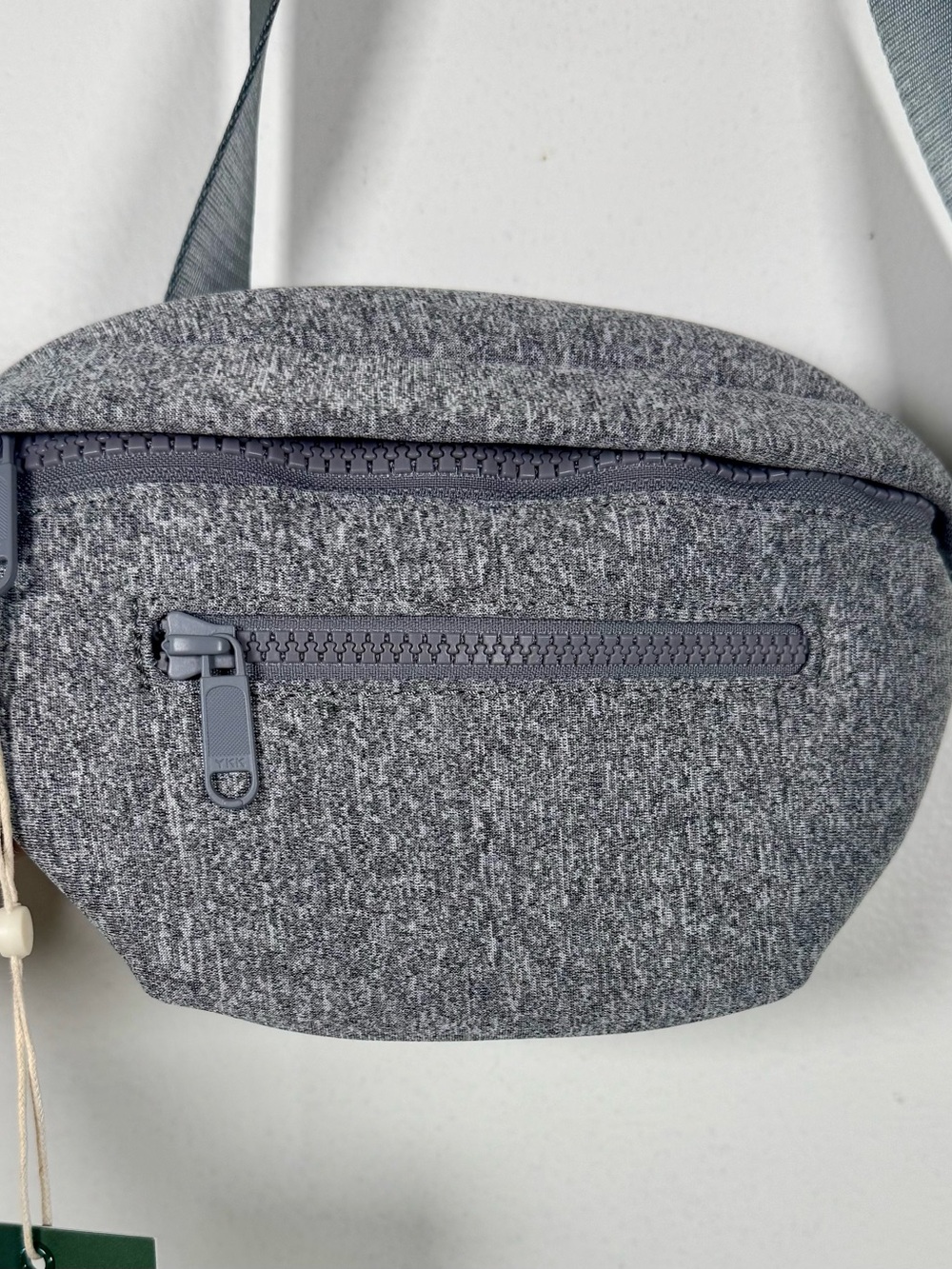 QUINCE All Day Neoprene Belt Bag Fanny Pack Purse Heather Grey NEW W Tags Preppy